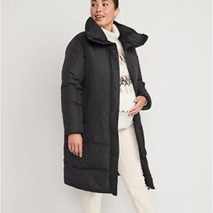 Old Navy Maternity Black Puffer Coat